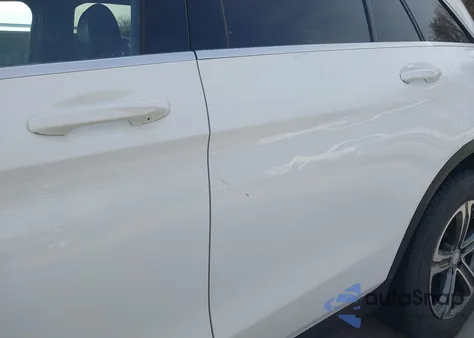 2017 Mercedes-Benz Glc 300 z USA, uszkodzony, nr VIN WDC0G4JB0HF126977